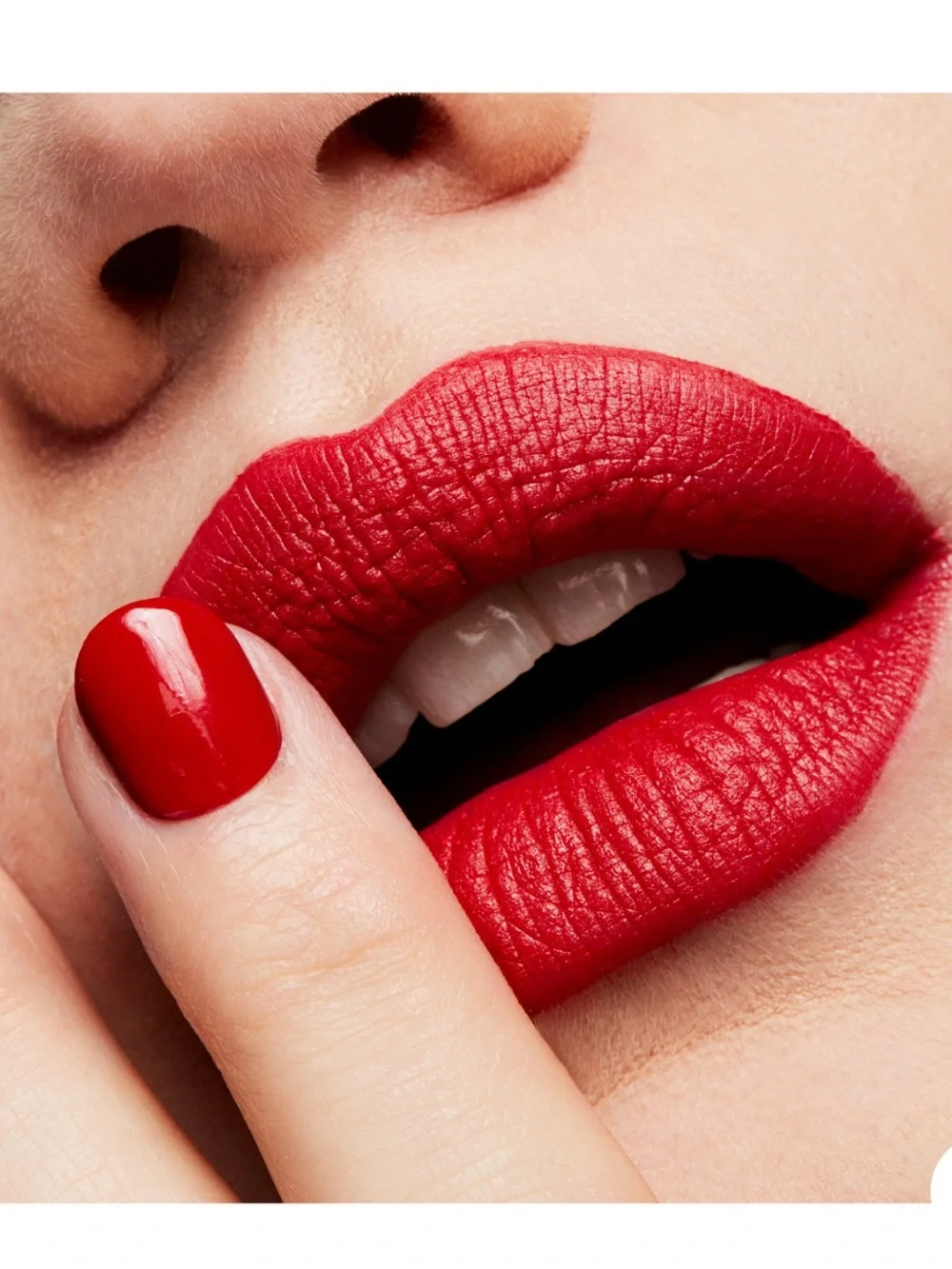 MAC Retro Matte Lipstick- Ruby Woo